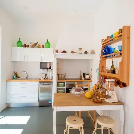 Πανσιόν Casa Do Poco 3*